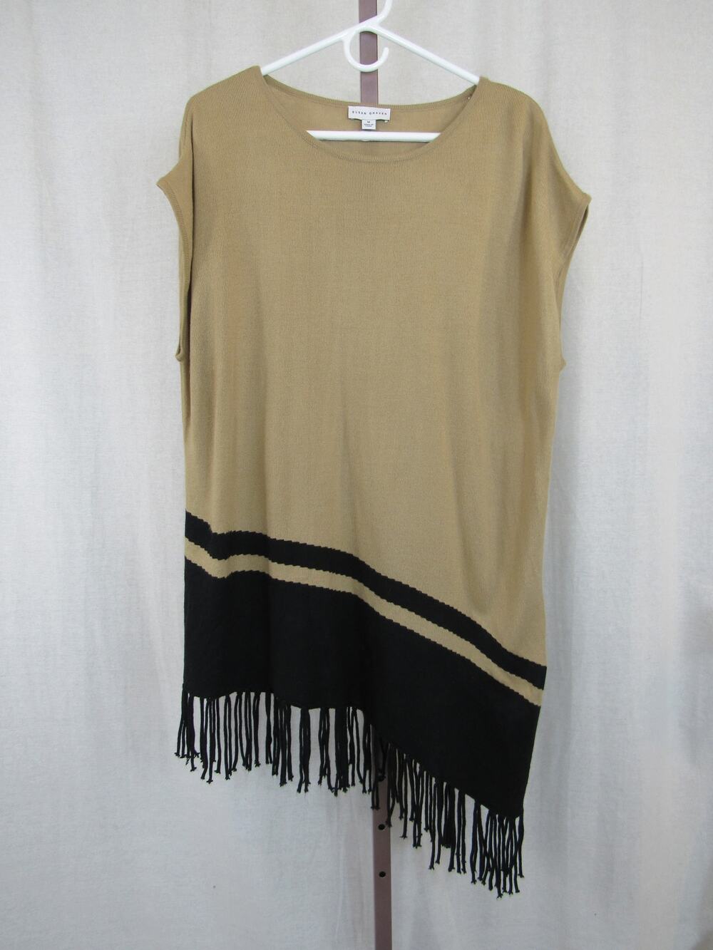 Susan Graver Medium Asymmetrical Beige Black Fringe Sleeveless Knit Top